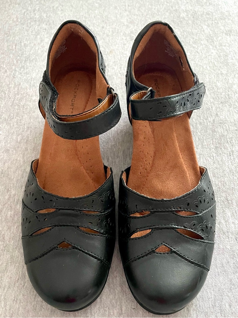 Rockport Women’s Size 7.5 Blue Leather Mary Jane Comfort Heeled Shoes Cutouts